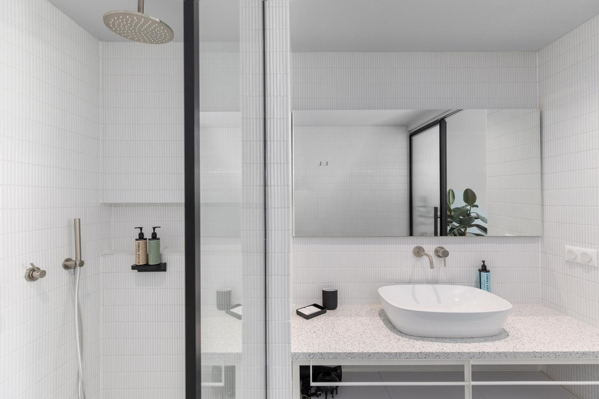 Nero Luxury Suites By Zennova Thessalonique Extérieur photo